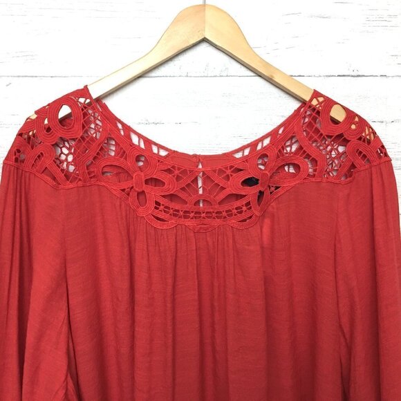 NEW Lane Bryant Women's Red Tunic Top Crochet Neckline Long Sleeves size 26 / 28 - Picture 2 of 11
